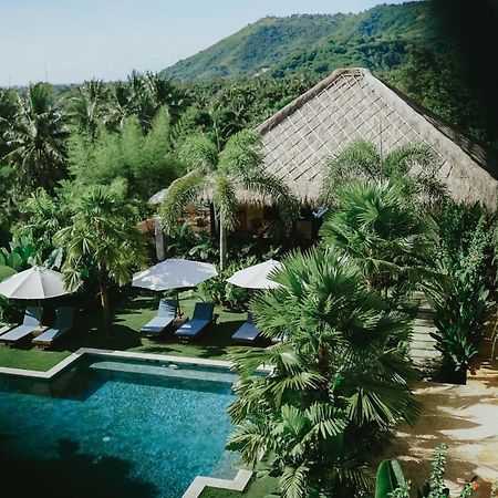 Porter Hotel - Surf & Yoga Retreat Kuta  ภายนอก รูปภาพ