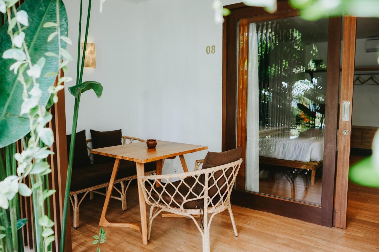 Porter Hotel - Surf & Yoga Retreat Kuta  ภายนอก รูปภาพ